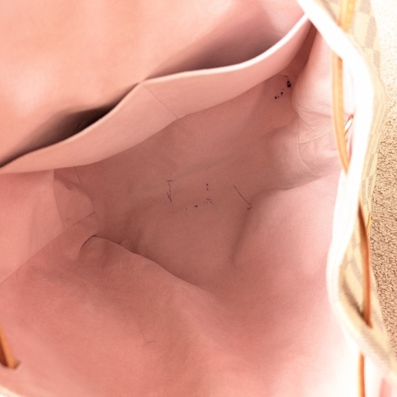 Authentic Louis Vuitton Sperone Damier Azur White Backpack - Picture 5 of 9